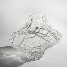 Lade das Bild in den Galerie-Viewer, Canyon Vase Clear - Large