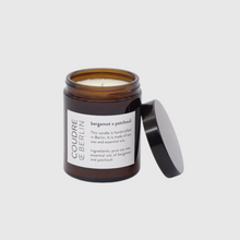 Lade das Bild in den Galerie-Viewer, Bergamot x Patchouli Candle