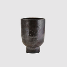 Lade das Bild in den Galerie-Viewer, Artist Planter