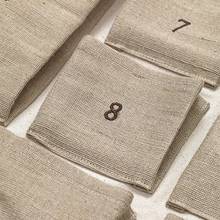 Lade das Bild in den Galerie-Viewer, Pine Christmas Calendar Maxi