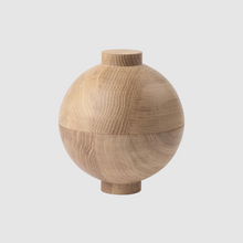 Lade das Bild in den Galerie-Viewer, Wooden Sphere XL - Oak