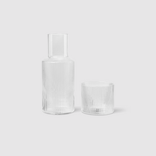 Lade das Bild in den Galerie-Viewer, Ripple Carafe Set