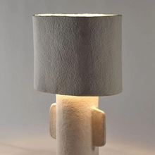 Lade das Bild in den Galerie-Viewer, Earth Table Lamp