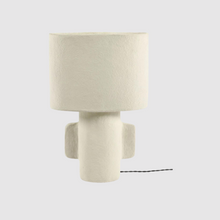 Lade das Bild in den Galerie-Viewer, Earth Table Lamp