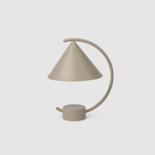 Lade das Bild in den Galerie-Viewer, Meridian Lamp Cashmere
