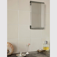 Lade das Bild in den Galerie-Viewer, Tangent Mirror Small