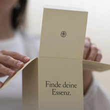 Lade das Bild in den Galerie-Viewer, Mußezeit Duftkerze 75 mg