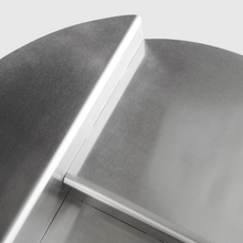 Lade das Bild in den Galerie-Viewer, Rivet Side Table