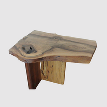 Lade das Bild in den Galerie-Viewer, Vintage Tree Table