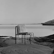 Lade das Bild in den Galerie-Viewer, Dapple Chair