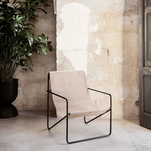 Lade das Bild in den Galerie-Viewer, Desert Lounge Chair - Black/Sand
