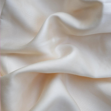 Lade das Bild in den Galerie-Viewer, Tencel Fitted Sheet - Oat Milk