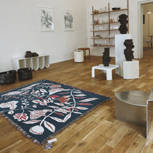 Lade das Bild in den Galerie-Viewer, Faulkner Throw - Slowdown Studio