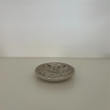 Lade das Bild in den Galerie-Viewer, Fineline Bowl by Franziska Marie Nebel