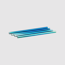 Lade das Bild in den Galerie-Viewer, Resort Glass Straws EOS blue by Christian Metzner - Set of 4