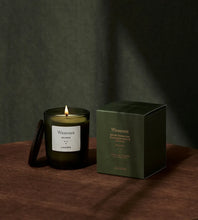 Lade das Bild in den Galerie-Viewer, Winterzeit Duftkerze 75 g - Limited Edition