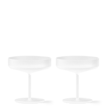 Lade das Bild in den Galerie-Viewer, Ripple Champagne Saucers - Set of 2 frosted