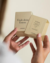 Lade das Bild in den Galerie-Viewer, Einklang Duftkerze 75 mg