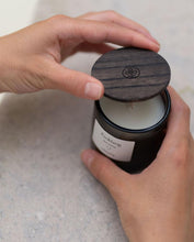 Lade das Bild in den Galerie-Viewer, Einklang Duftkerze 75 mg