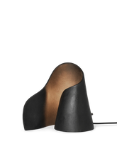 Lade das Bild in den Galerie-Viewer, Oyster Table Lamp