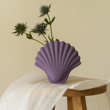 Lade das Bild in den Galerie-Viewer, Seashell Vase Mauve