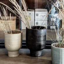 Lade das Bild in den Galerie-Viewer, Artist Planter