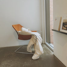 Lade das Bild in den Galerie-Viewer, Paulistano Chair by Paulo Mendes Da Rocha