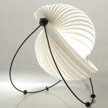 Lade das Bild in den Galerie-Viewer, Eclipse Lamp