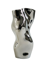 Lade das Bild in den Galerie-Viewer, Ostrea 25 Vase - nickel