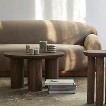 Lade das Bild in den Galerie-Viewer, Otok Candleholder X-small