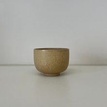 Lade das Bild in den Galerie-Viewer, Tea Ceremony Cup - sandstone
