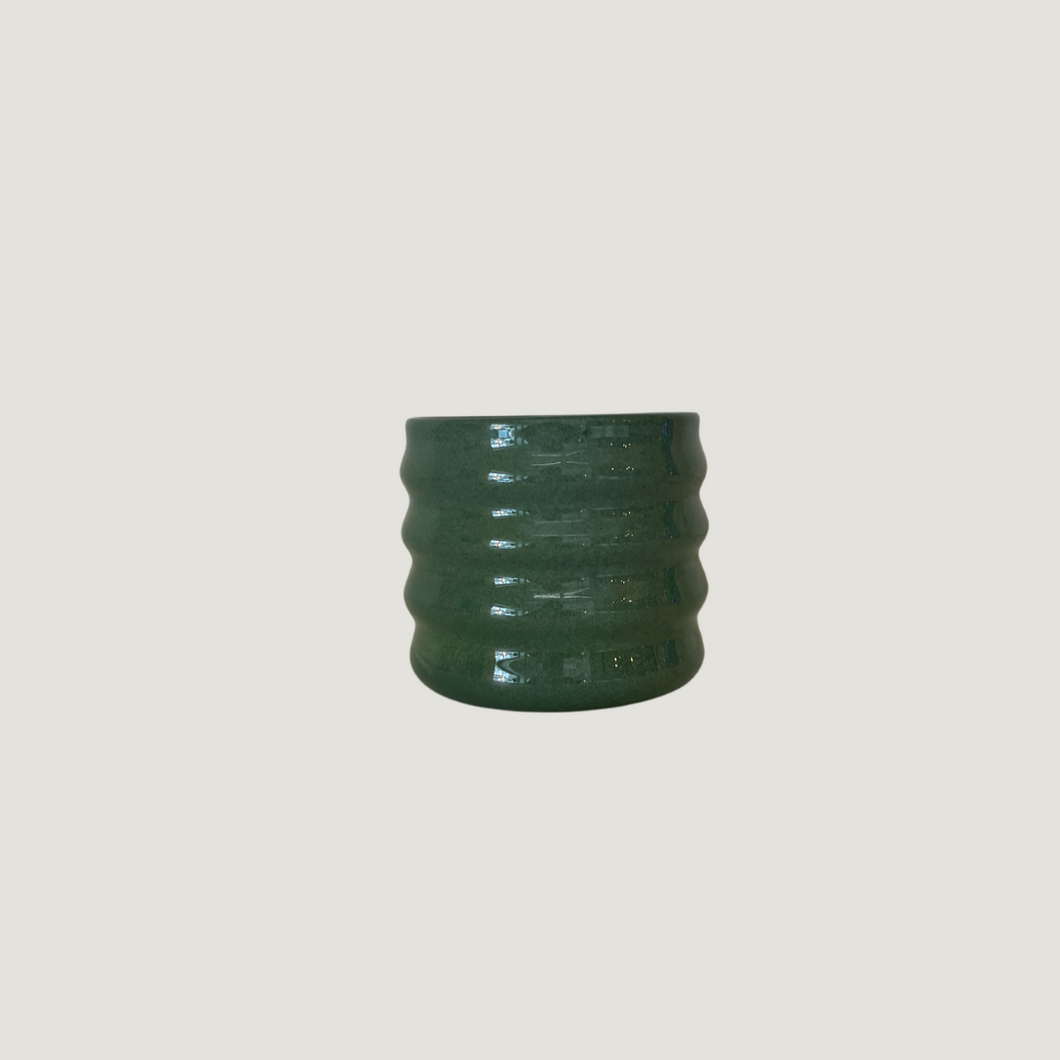 Severj Studio x MAMO INTERIORS Grip Cup - green