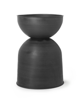 Lade das Bild in den Galerie-Viewer, Hourglass Pot - Medium - Black
