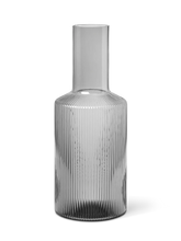Lade das Bild in den Galerie-Viewer, Ripple Carafe
