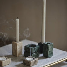 Lade das Bild in den Galerie-Viewer, Haida Candleholder Small
